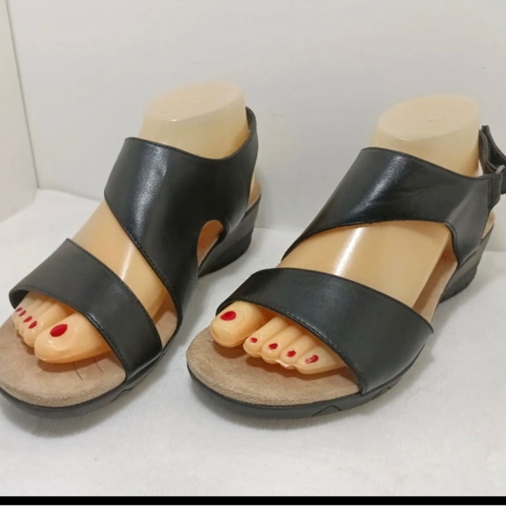 Baretraps Sandals Memory Foam Black Strappy Open Toe Casual Summer Womens Sz 8 M